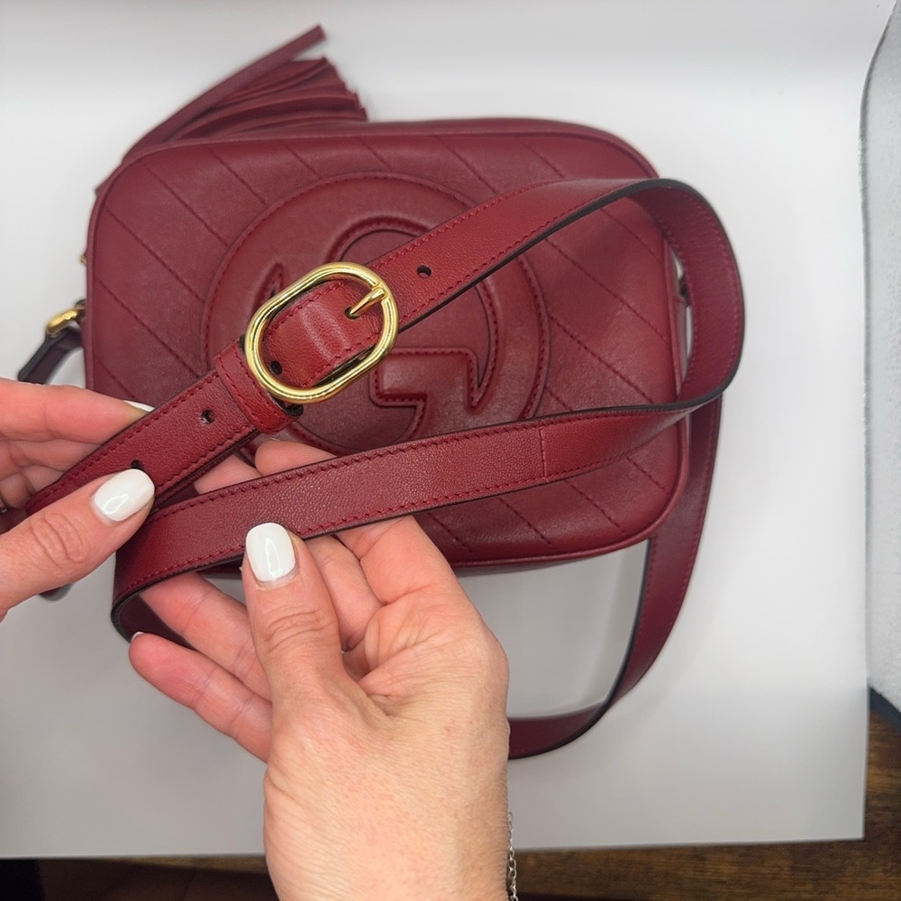 Gucci Blondie Burgundy Crossbody - Picture 11 of 13